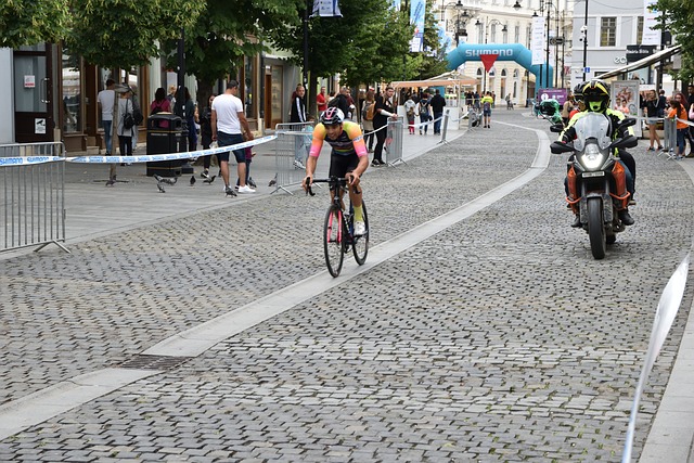 利夫强调 利夫强调