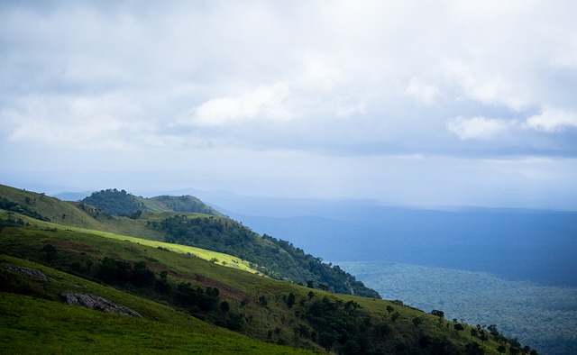 时刻站出来 时刻站出来